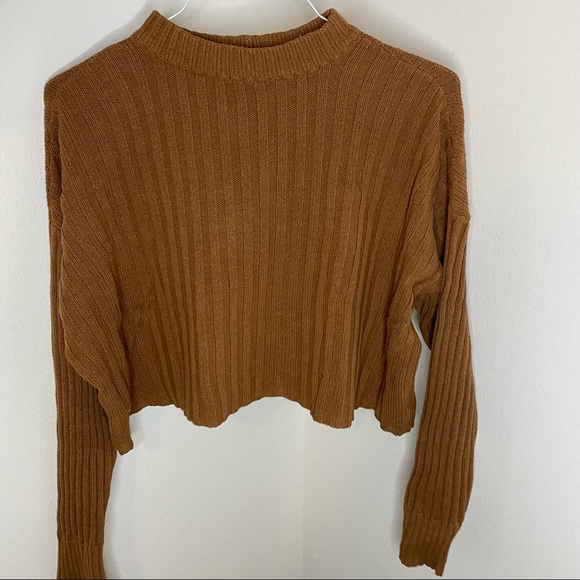 American Eagle cropped mock neck sweater - Picture 3 of 6